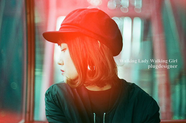 Walking Lady Walking Girl_27