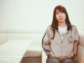 Walking Lady Walking Girl_201